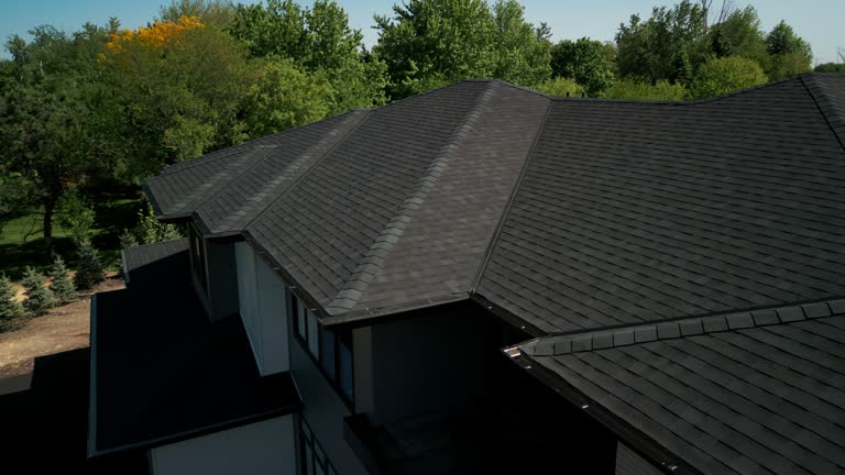 Best Roof Moss and Algae Removal  in Spokane, WA